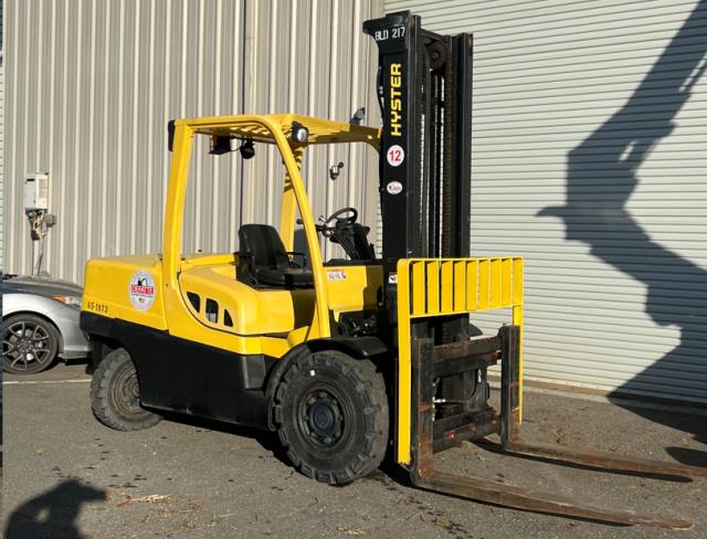Used Equipment Sales 12000  Straight Mast Forklift, Pneumatic in Ukiah CA
